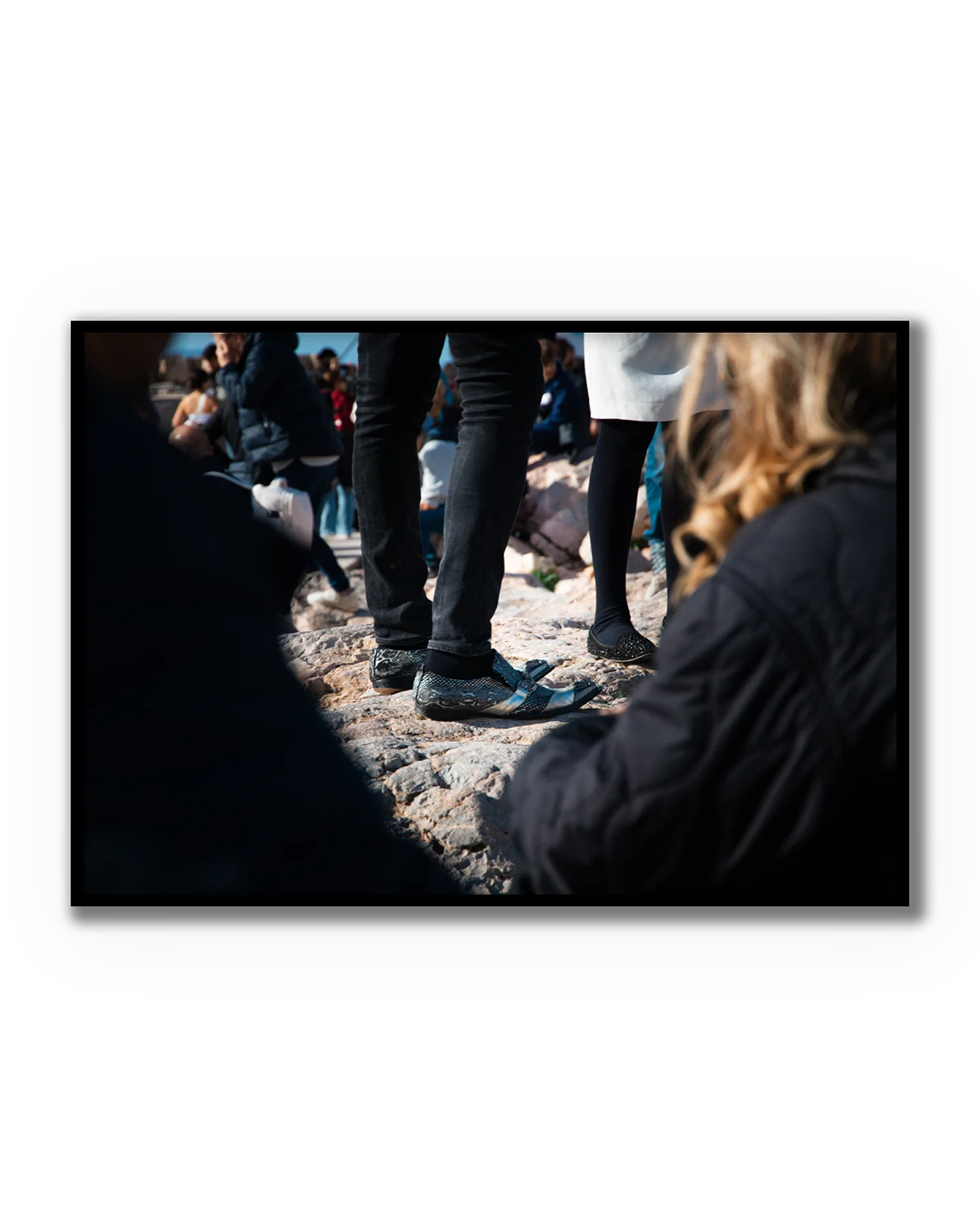 Fotografía documental contemporánea Presencia de BORRO con escena urbana y narrativa humana